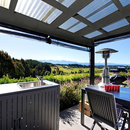 The Shed With A View Apartment Mahana Bagian luar foto